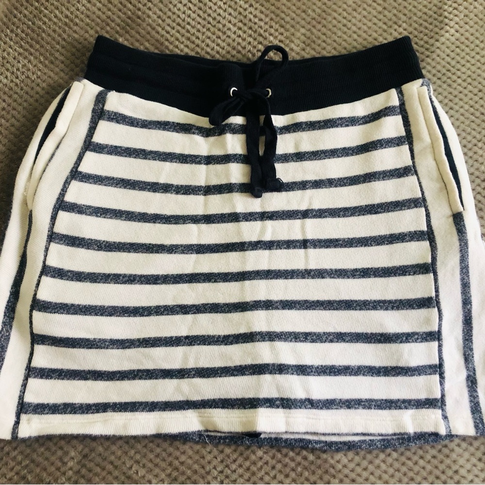 Jones New York Navy and White Drawstring Pants